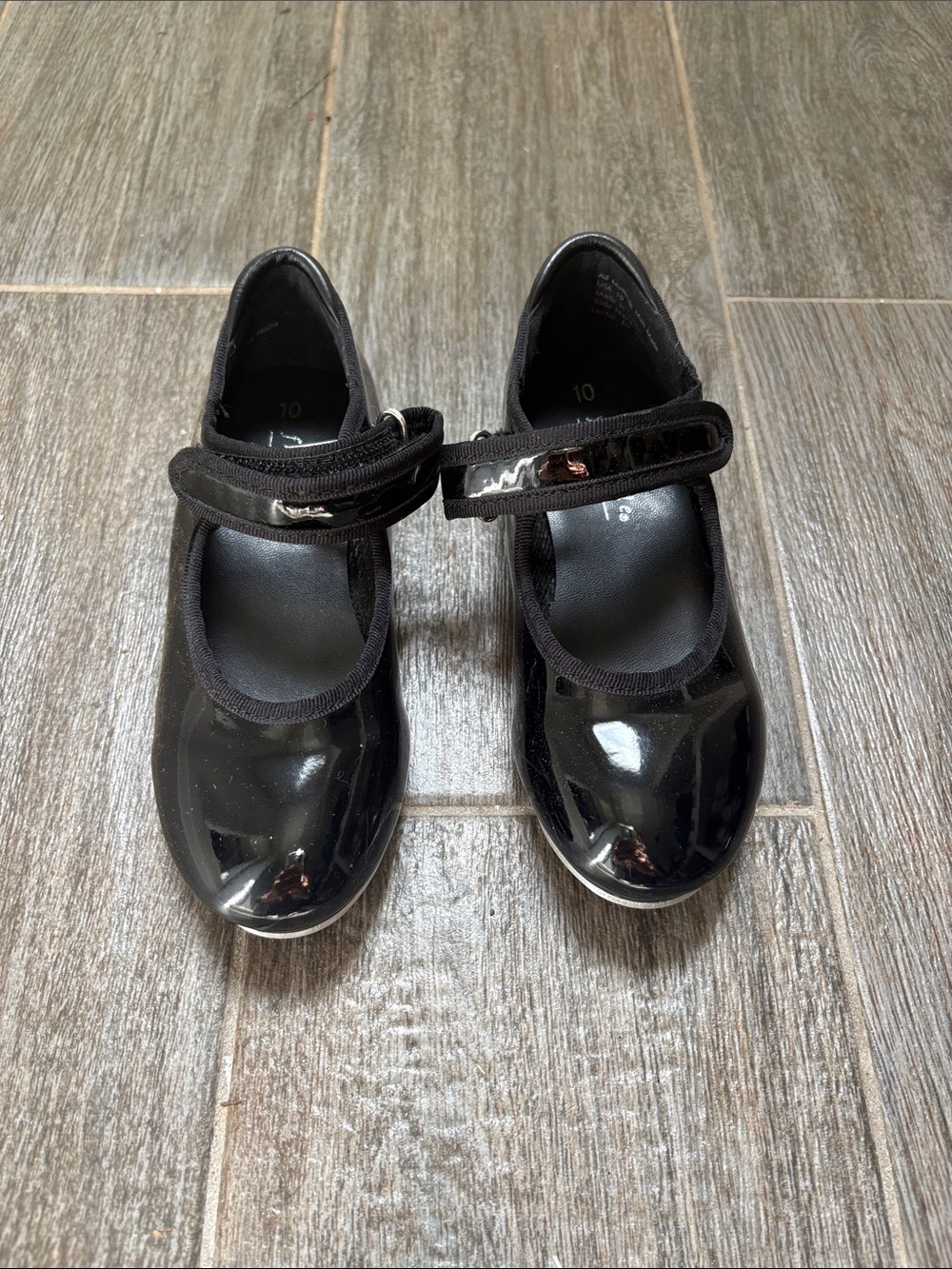 Danskin Freestyle Girls tap shoes